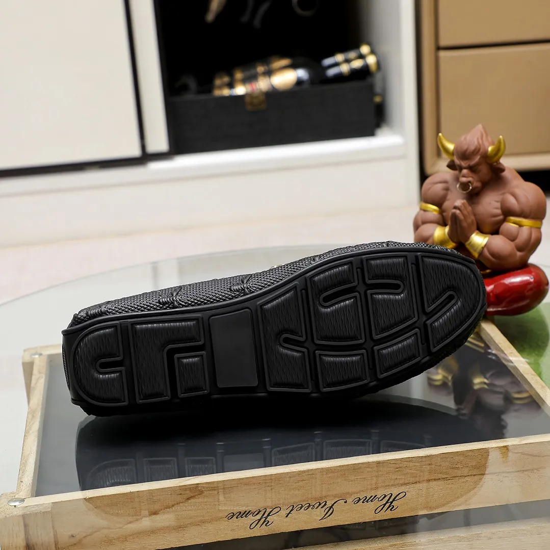 Men's shoes💰360💰🕷🕷️【 GUCCI 】Gucci's best-selling trendy men's casual slip-on shoes 🇨🇳Official website original 1:1 mold 💯Original quality, fine workmanship ☘Fashionable and versatile, perfect shape, comfortable on the feet 🍓Trendy men's recommended model, imported cowhide on the top layer 🎋High-quality pigskin lining, rubber wear-resistant and non-slip outsole, high-end atmosphere, worth owning 🍉Optional 38-44